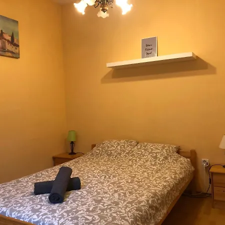 Gyongy Panzio *